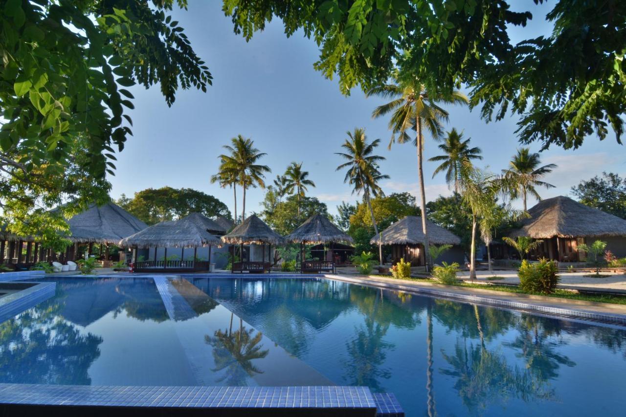 Kasuari Valley Beach Resort ソロン エクステリア 写真